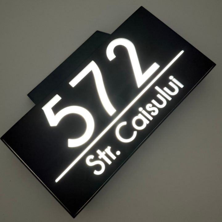 NUMAR CASA PREMIUM - Negru Satinat / Caseta Led Solar - 30x15cm