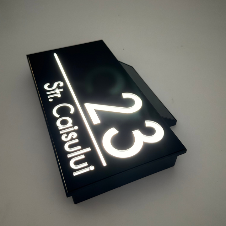 NUMAR CASA PREMIUM - Negru Satinat / Caseta Led Solar - 30x15cm