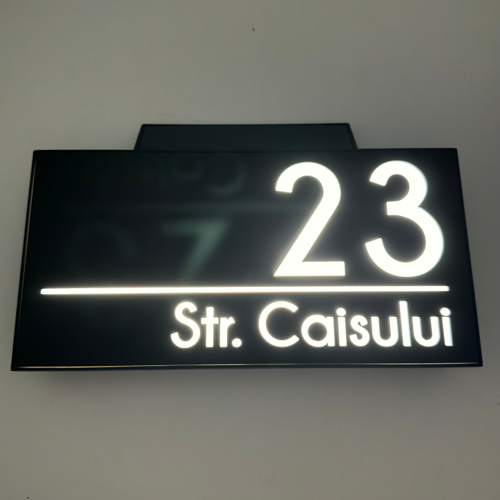 NUMAR CASA PREMIUM - Negru Satinat / Caseta Led Solar - 30x15cm
