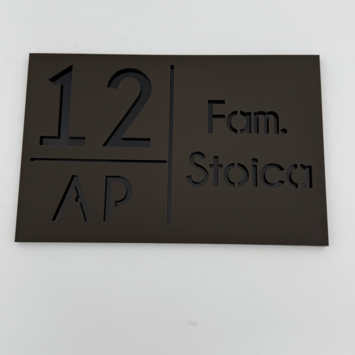 NUMAR APARTMANET PREMIUM - Maro Satinat / Negru Lucios - 20x13cm