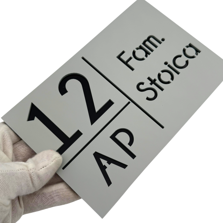 NUMAR APARTMANET PREMIUM - Gri Light Satinat / Negru Lucios - 20x13cm